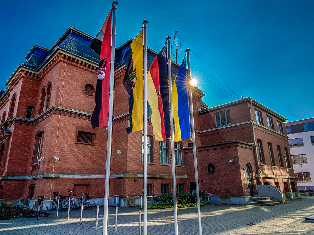 Kreisverwaltung rotes Haus