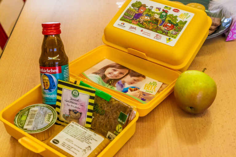 Bio-Brotbox-Aktion 2024: Gesunde Pausen für unsere Schulanfängerinnen und Schulanfänger
