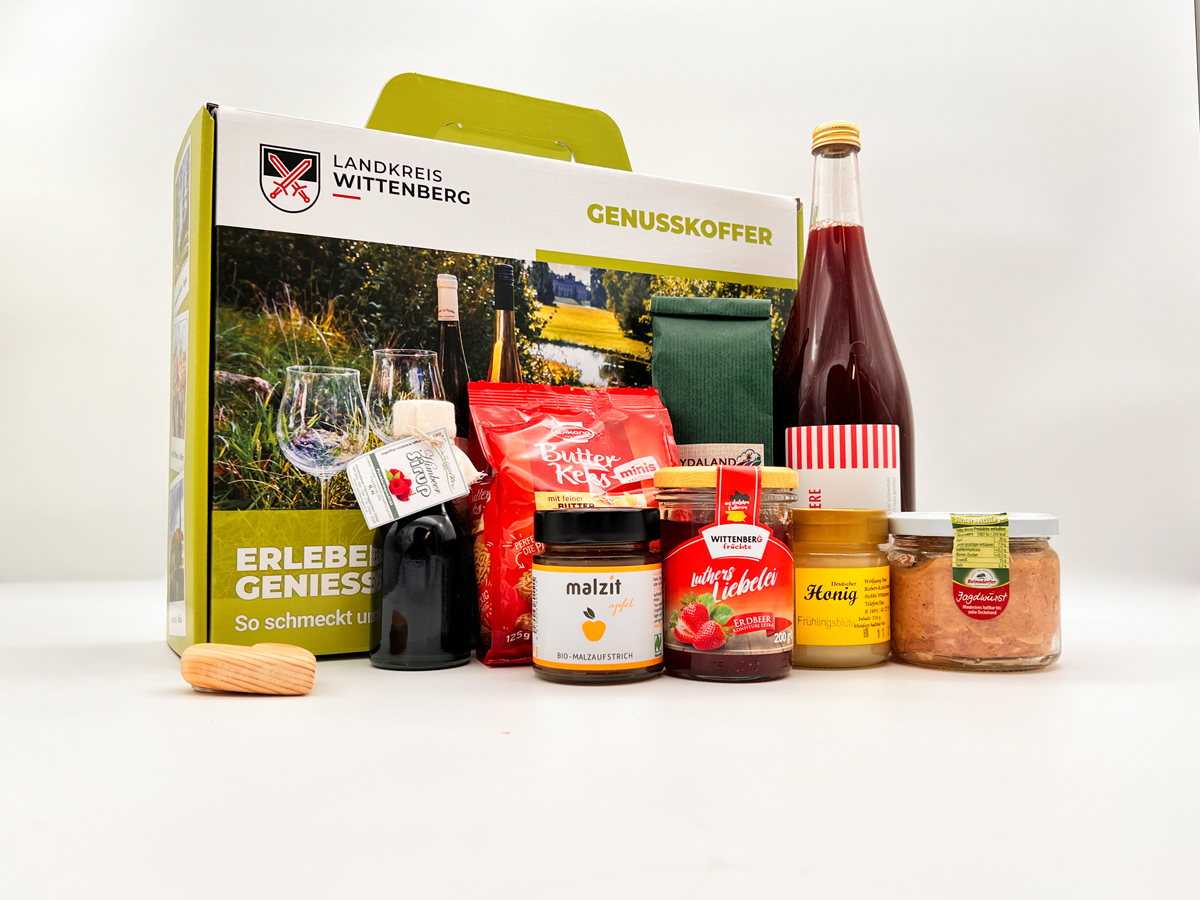 Genusskoffer Lankreis Wittenberg - regionale Produkte wie Wein, Kekse, Honig, Wurst, Chips