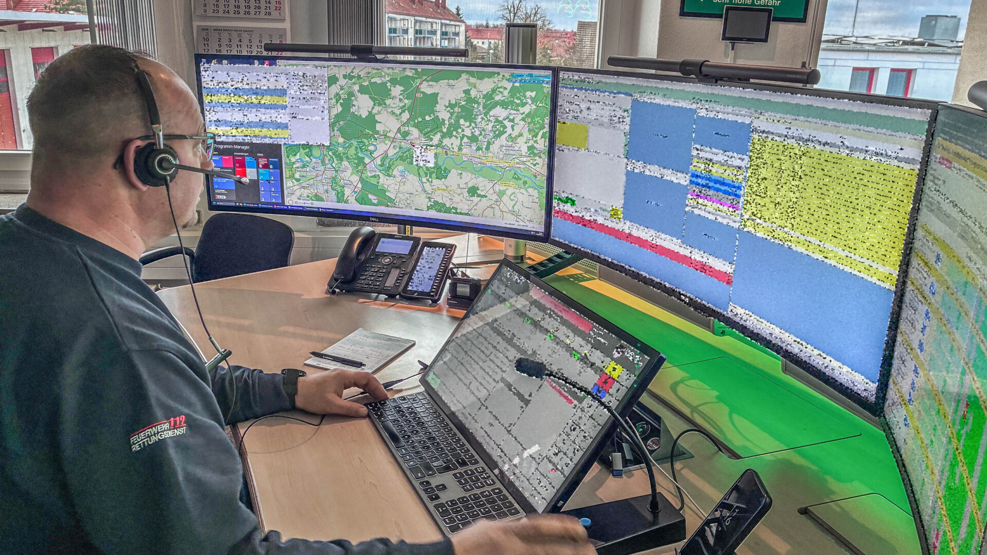 Die Integrierte Leitstelle für Feuerwehr und Rettungsdienst im Landkreis Wittenberg ist 24 Stunden an 365 Tagen im Jahr für Notrufe erreichbar,