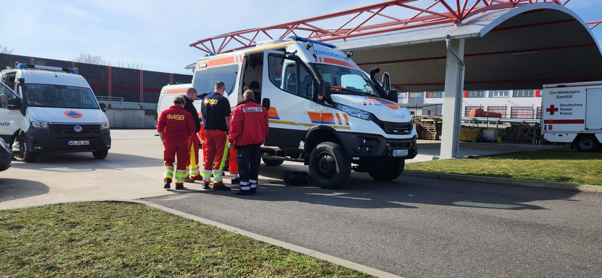 Teilnehmende der Medizinischen Task Force 22 im Landkreis Wittenberg beim ersten Kennenlernen und fachlichen Austausch.