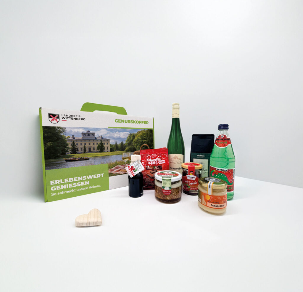 Genusskoffer Klassik mit 8 regionalen Produkten