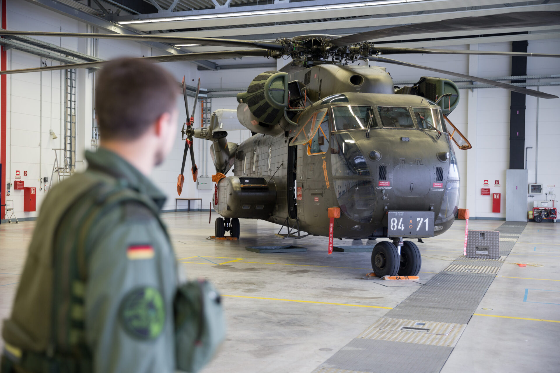 Transporthubschrauber CH-53GA im Hangar in Schönwalde, am 06.06.2019