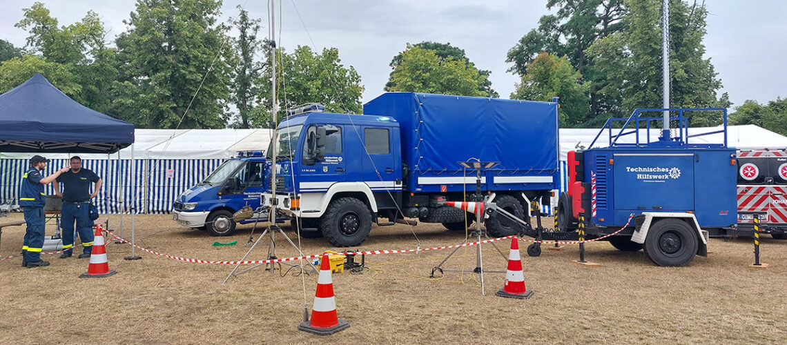 Blaulichtmeile bringt Einsatzkräfte zum Anfassen ins Kreiszeltlager