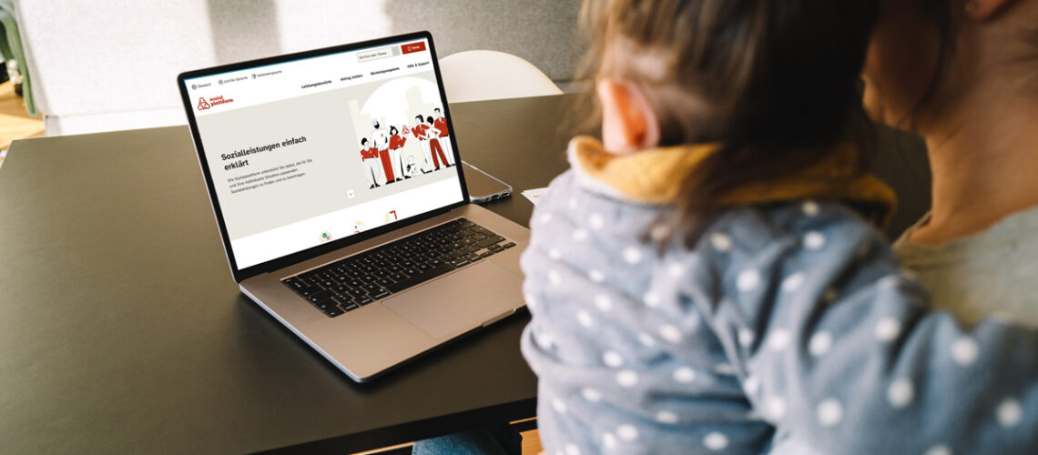 Familie online auf Sozialplattform