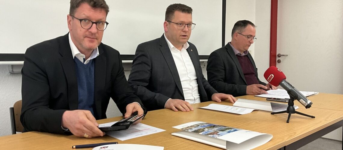 Pressekonferenz zur Trinkwasserhavarie