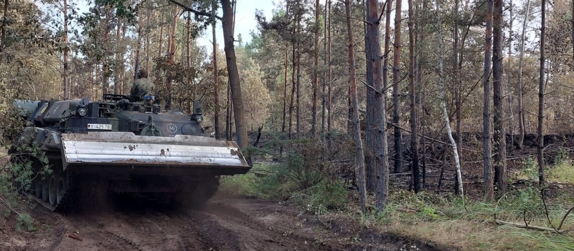 Pionierpanzer „Dachs“ in der Oranienbaumer Heide.