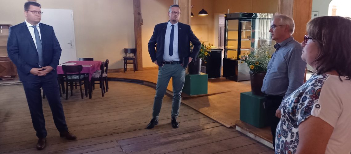 Landrat Christian Tylsch besucht Simonetti Haus