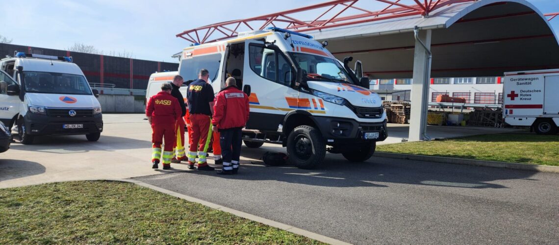 Teilnehmende der Medizinischen Task Force 22 im Landkreis Wittenberg beim ersten Kennenlernen und fachlichen Austausch.