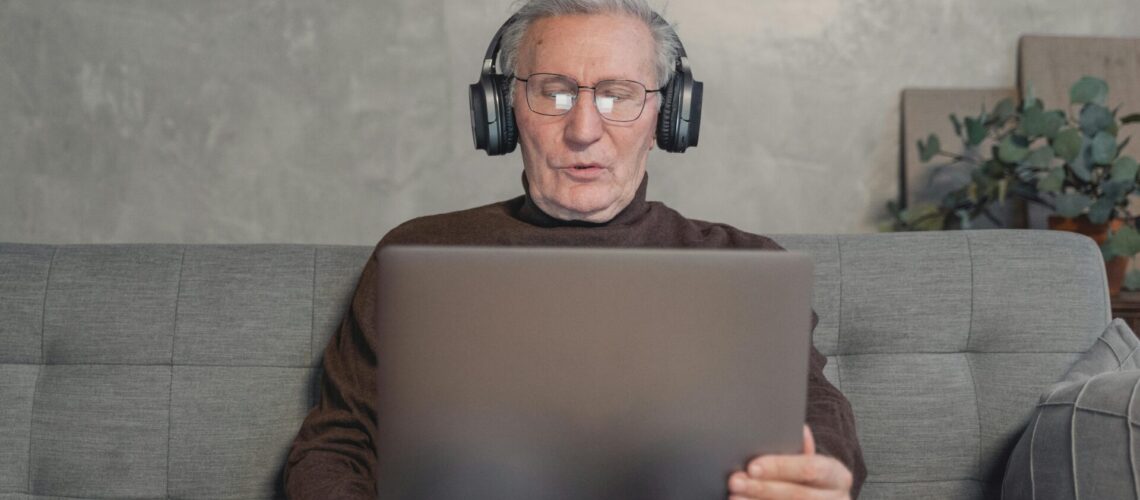 Im Serviceportal der Kreisverwaltung kann man Dienstleistungen bequem von der Couch aus in Anspruch nehmen.